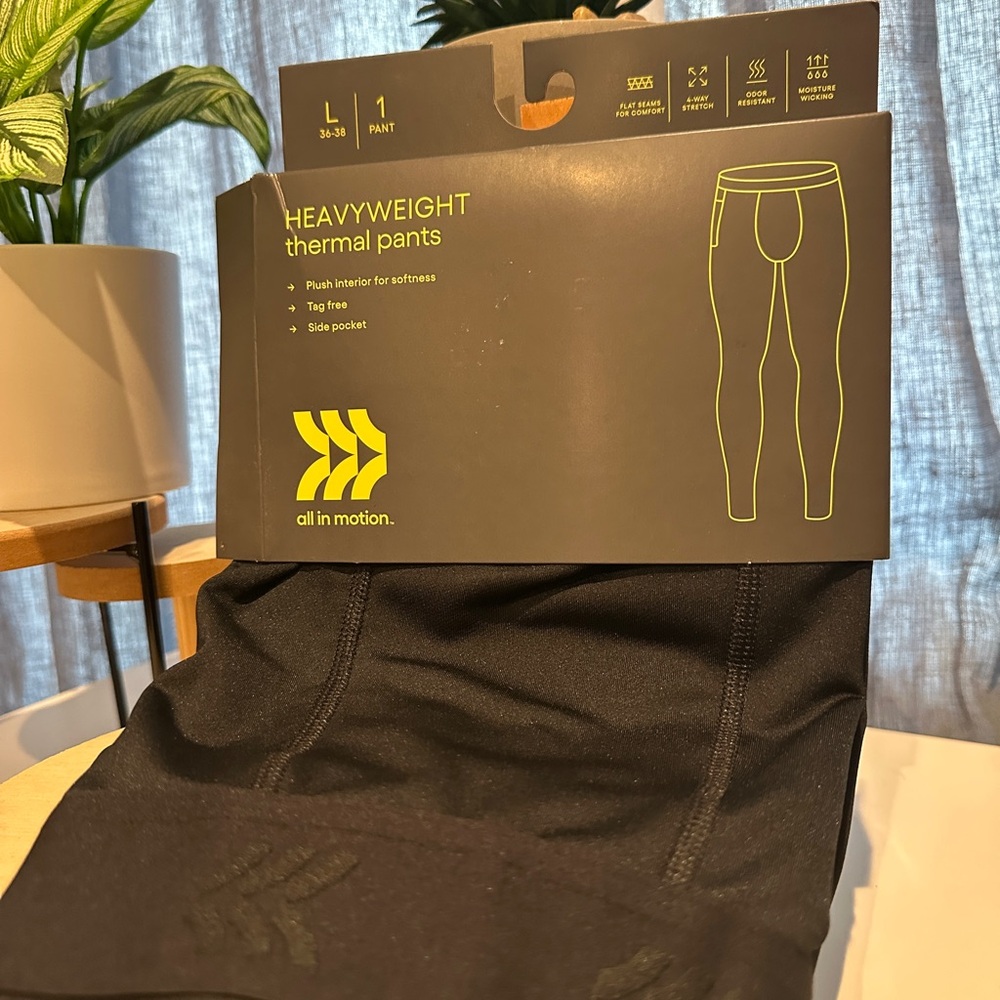 All in Motion Black Thermal Pants MENS L size 36-38 NEW